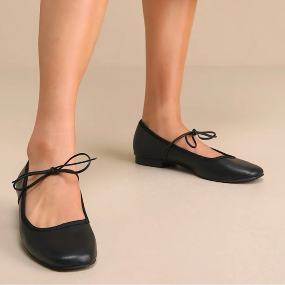 NEW Lulus Black Mary Jane Flats with Bow - Picture 2 of 9